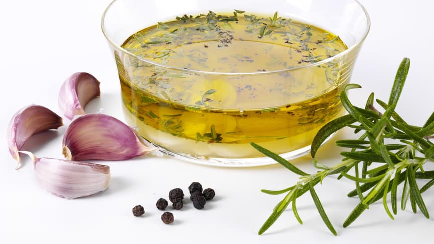 Eine feine Vinaigrette gibt dem Salat den letzten Pfiff