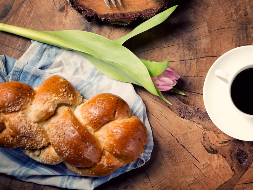 Ein Hefezopf für den Osterbrunch