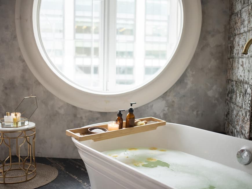 Ein gemütliches Badezimmer