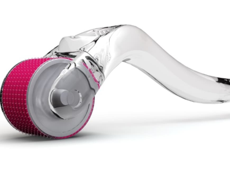 Micro-Needling für zuhause: „Beautyroller“ von Walberg, ca. 50 Euro, mybeautyroller.com