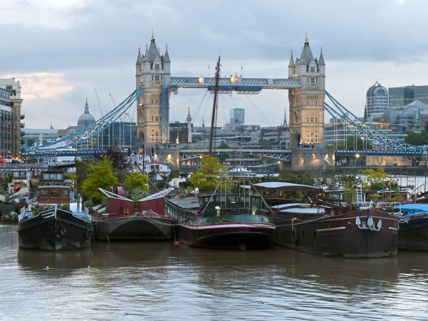 Londonreise vom Wasser aus - Hausboot-Ferien in England
