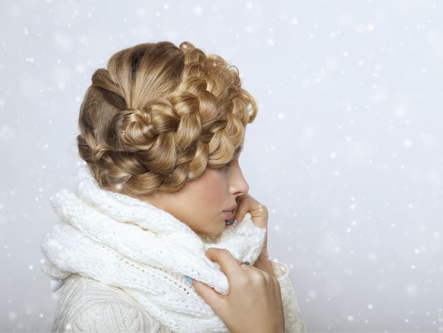 Mit Steckfrisuren sehen Ihre Haare bei jedem Wetter gut gepflegt aus