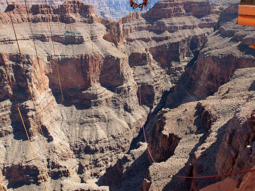 1.200 Meter über dem Abgrund schwebt der Grand Canyon Skywalk