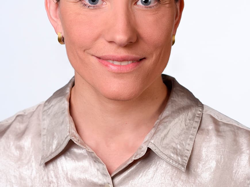 Frau Prof. Dr. Carola Berking klärt über die Bedeutung der Diagnose schwarzer Hautkrebs auf und wie sich die Prognose von Patienten durch innovative Therapieformen, wie die der Immunonkologie, verbessern kann.
