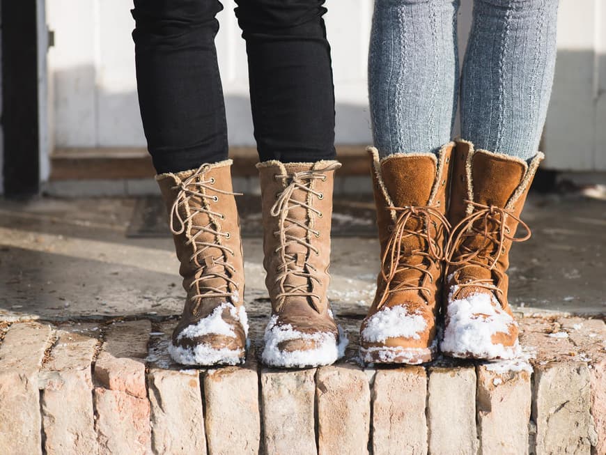 Mit der richtigen Pflege bleiben Lederschuhe auch im Herbst und Winter schön
