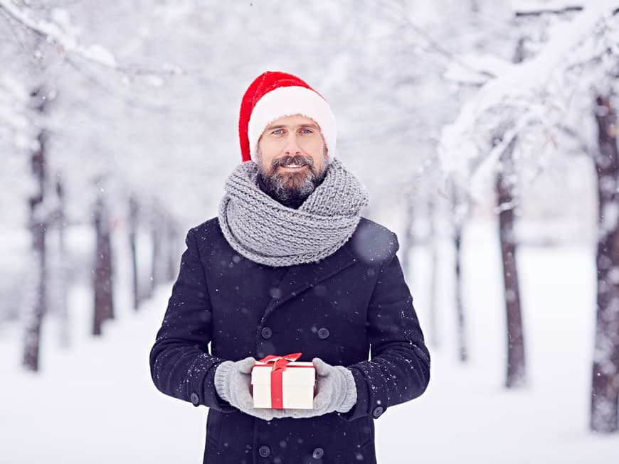 Sind Sie noch auf der Suche nach einem ganz besonderen Geschenk für ihren Mann, Vater oder Bruder? Wir haben ein paar schöne Ideen für Sie gesammelt.