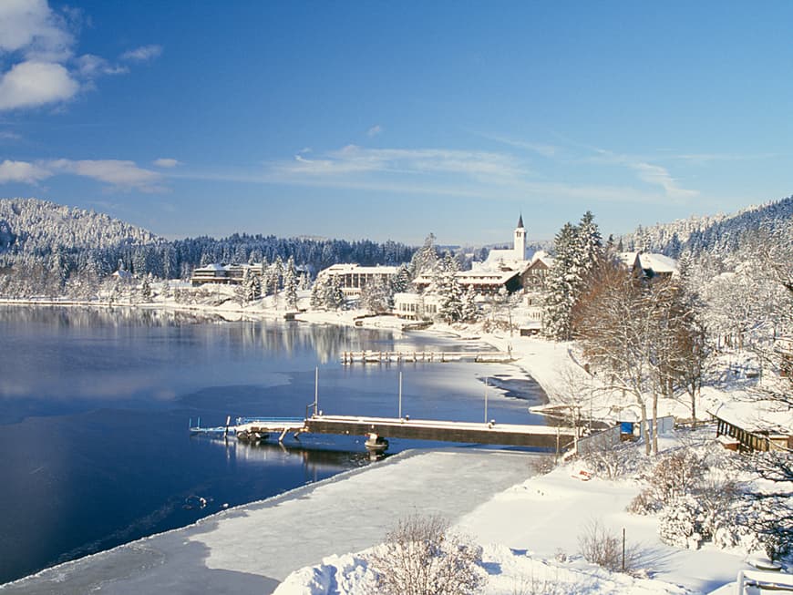 Wintertraum: Malerisch und magisch liegt Titisee-Neustadt im südlichen Schwarzwald.