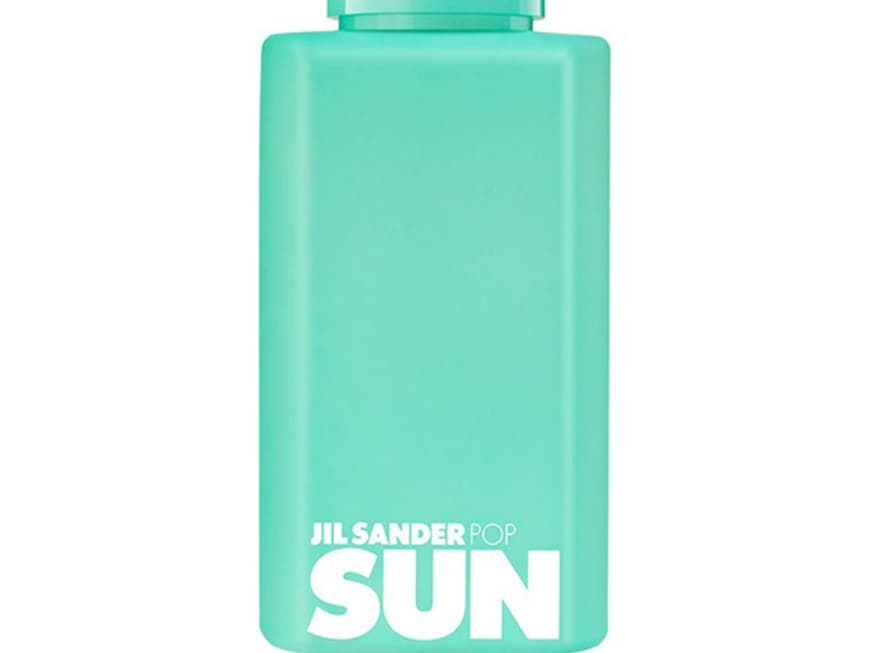 Die limitierte Edition des Klassikers zaubert uns mit holzig-blumigem Duft und frischer Kopfnote aus Feigen und grüner Orange in den Sommerurlaub. Jil Sander Sun Pop, ca. 29.99 €