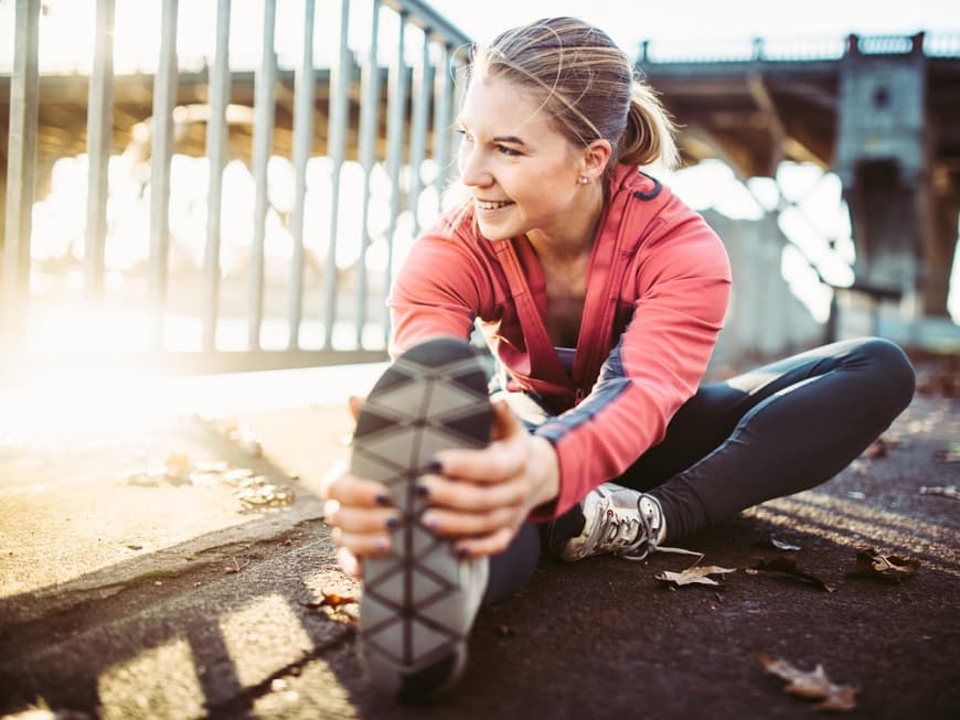 Dehnen nach dem Joggen ist besonders für Anfänger essentiell