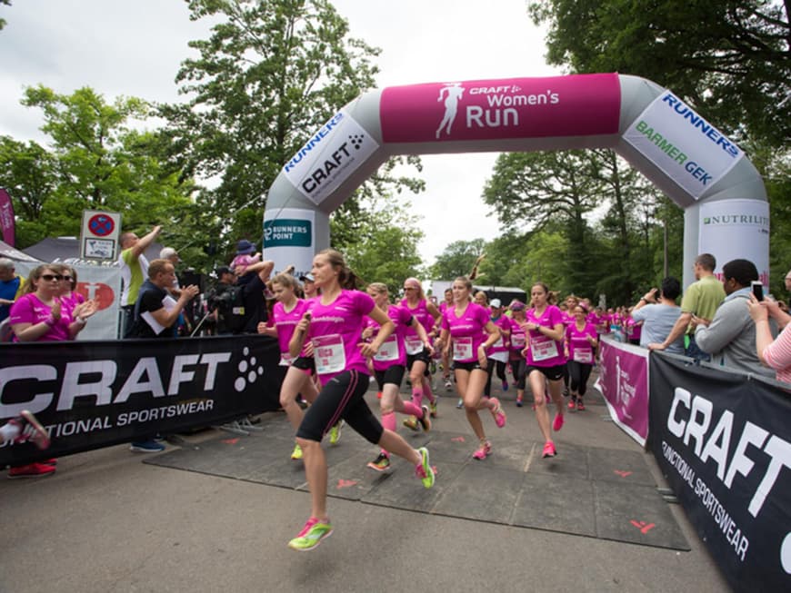 Frauen laufen den BARMER Women's Run