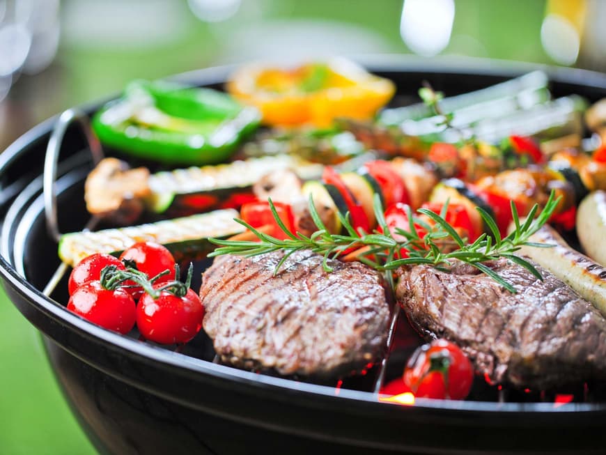 Indirektes Grillen – Grillgut schonend garen