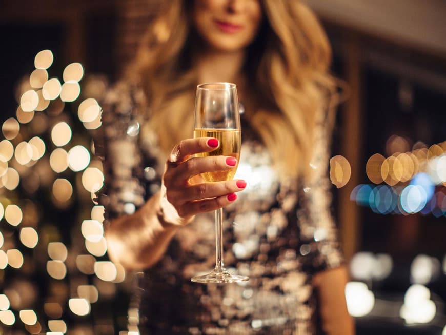 Ihr persönliches Horoskop verrät, wie Ihr Sternzeichen Silvester verbringt