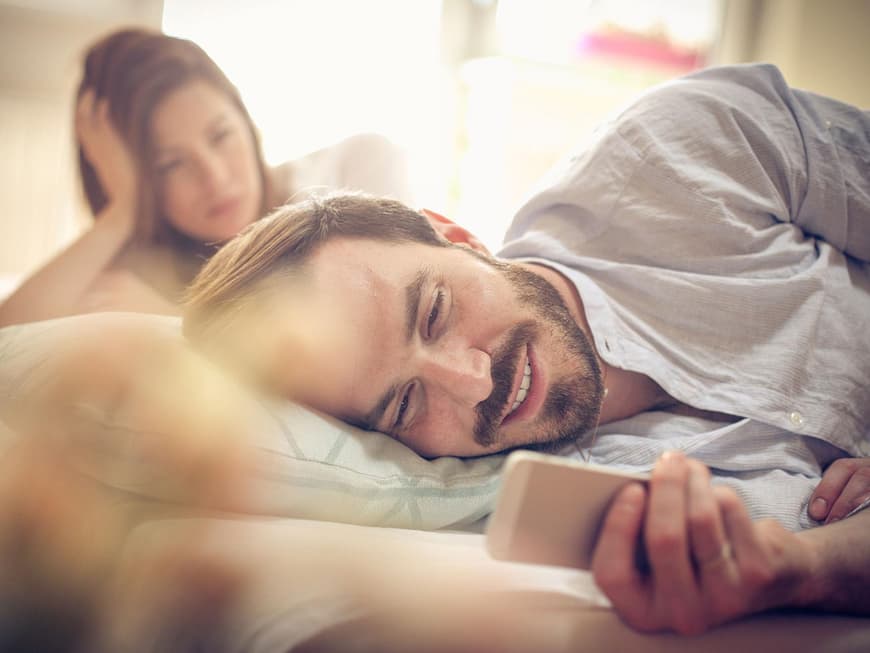 Bei krankhafter Eifersucht hilft oft nur eine Psychotherapie