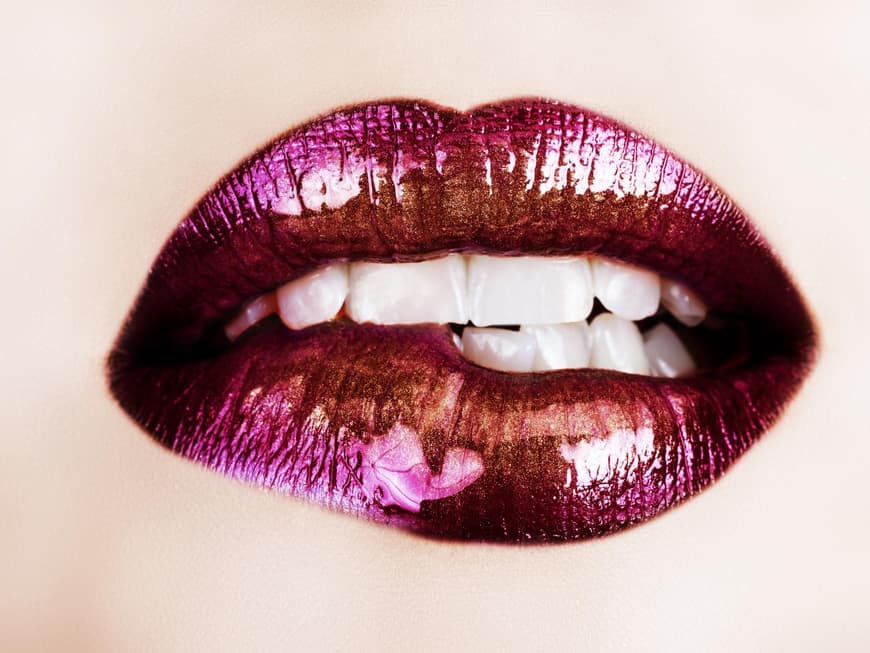 Schimmernde Lippen