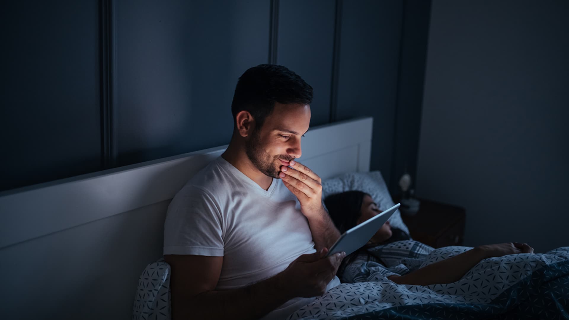 Warum schauen Männer Pornos? 5 spannende Fakten